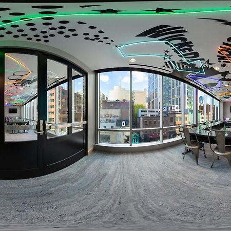 Moxy Boston Downtown Hotel Exterior photo