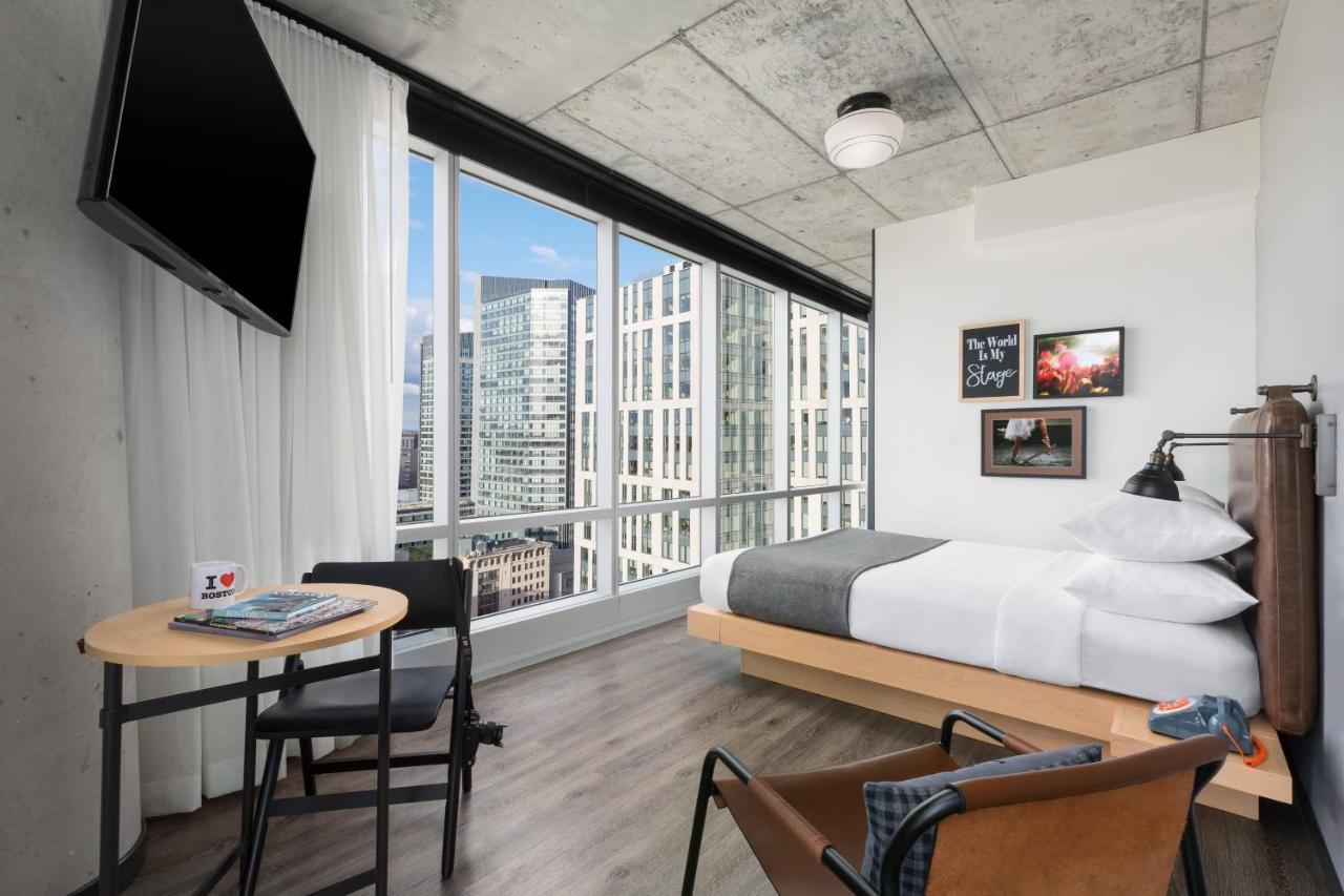 Moxy Boston Downtown Hotel Exterior photo