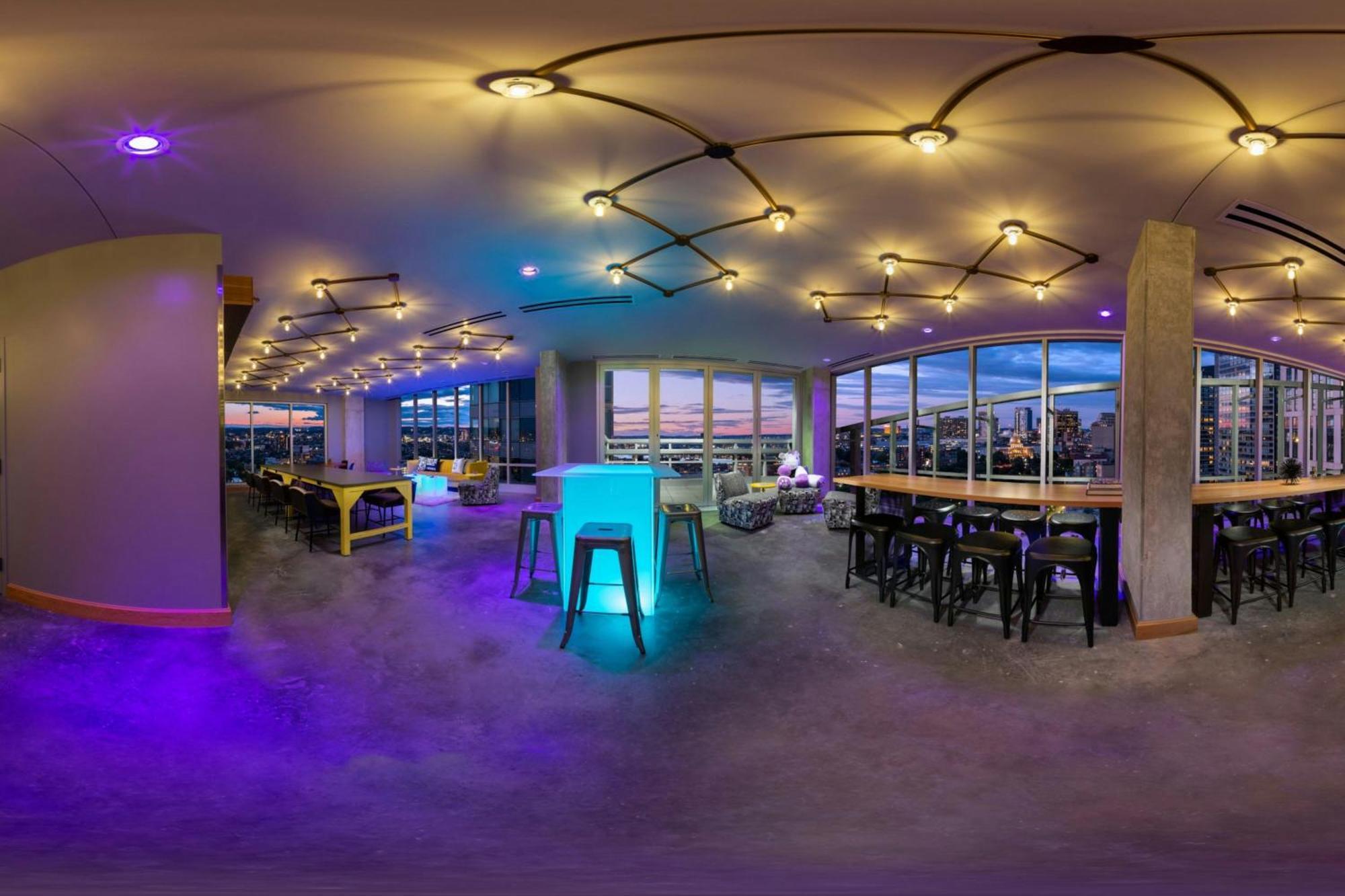 Moxy Boston Downtown Hotel Exterior photo