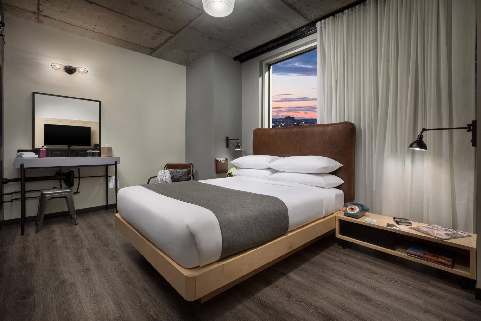 Moxy Boston Downtown Hotel Exterior photo