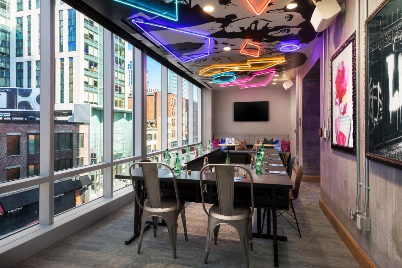 Moxy Boston Downtown Hotel Exterior photo