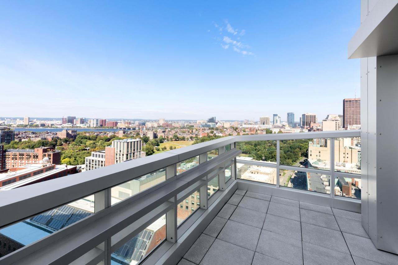Moxy Boston Downtown Hotel Exterior photo